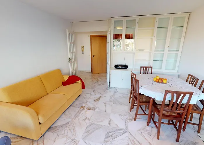 아파트 Spacieux 2p Avec Terrasse, Garage Et Wifi A - Fr-1-196-268 멍똥