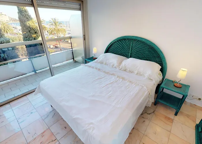 Spacieux 2p Avec Terrasse, Garage Et Wifi A - Fr-1-196-268 芒通